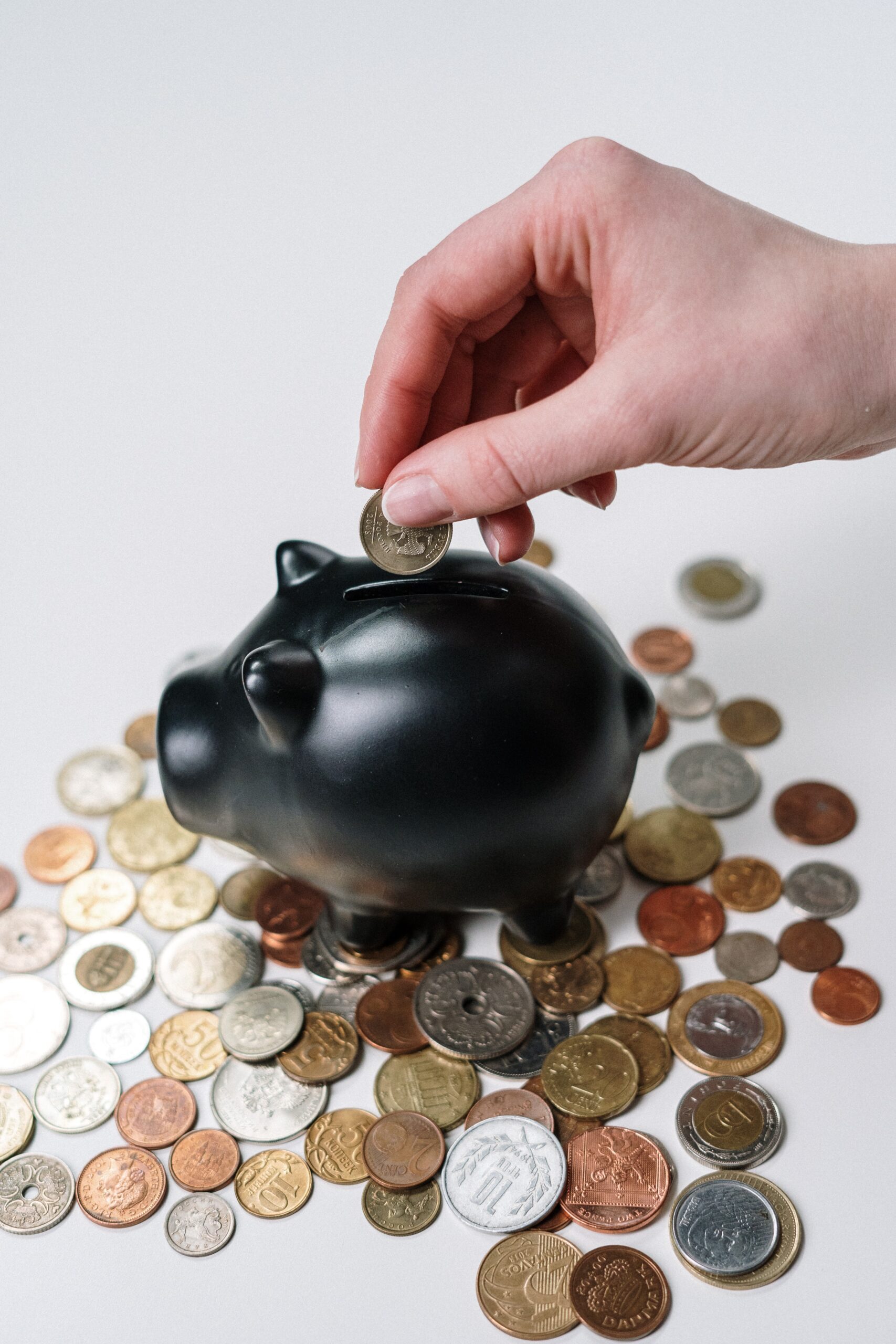 副業の物販ビジネスで稼いでお金に税金はかかる?確定申告の必要は?